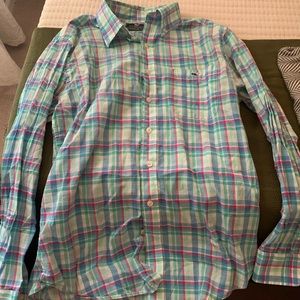 Vineyard vines long sleeve shirt